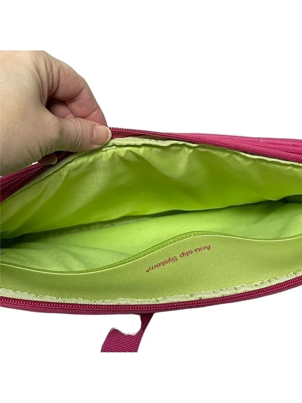 Tucano Hot Pink Laptop Case 14 Inch